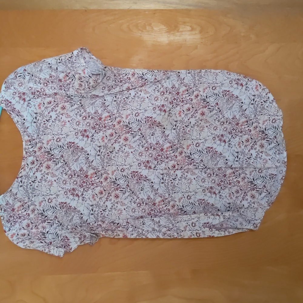 LC Lauren Conrad floral top